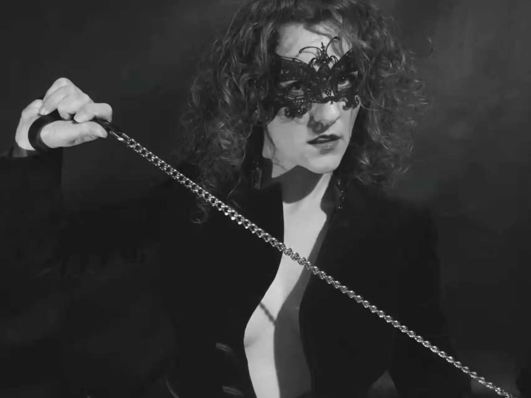 西檬之家你知道sub是什么吗?字母圈中的臣服者角色解析 一