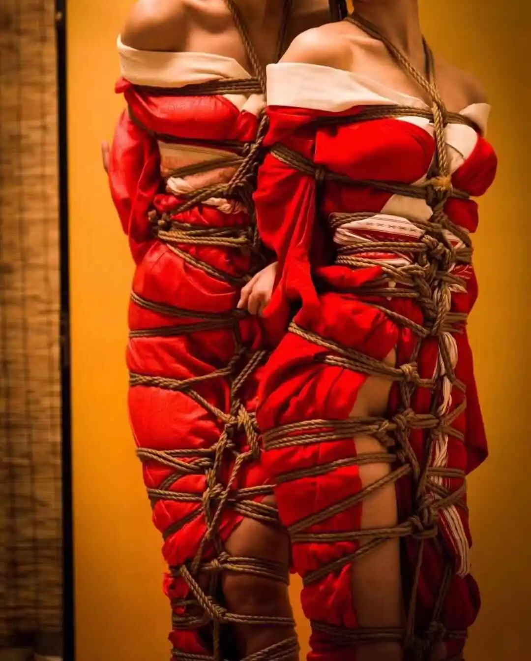 西檬之家恋足癖是什么?如何在字母圈安全探索你的兴趣? 一